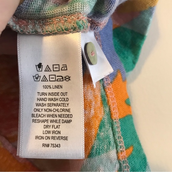 Joie Scoop Neck Tropical Floral Sleeveless Top - Picture 4 of 4